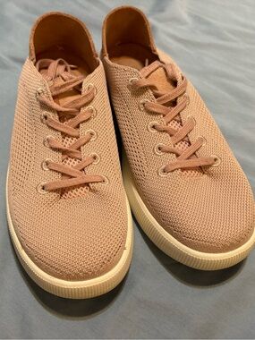 Reefs Casual Knit Sneakers in Dusty Rose